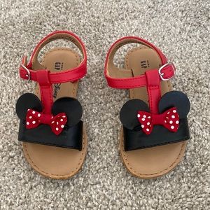 Minnie Mouse sandals